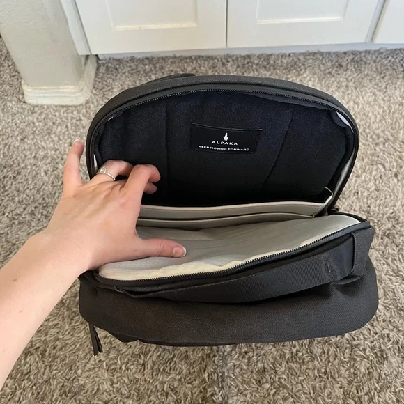 ALPAKA Metro Pro Business Travel Padded Weatherproof Backpack 24L in Black NWOT - Picture 8 of 16